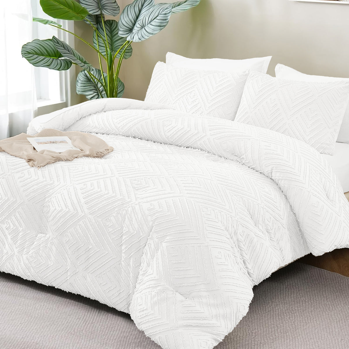 ANGENIA Comforter Sets - 7 Pieces Bed in a Bag Soft Fluffy Bedding Comforter Sets, All Season Boho Tufted Bed Set with Comforter, Sheets, Pillowcases & Shams