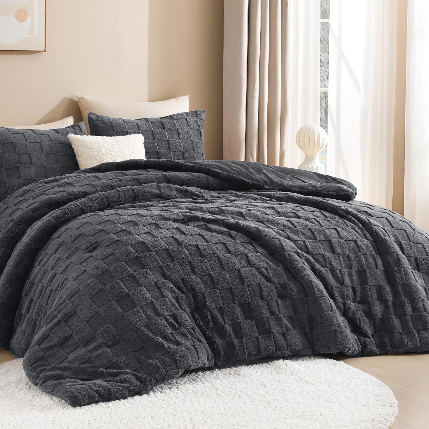 Litanika Sherpa fleece checkered fuzzy comforter bedding set with plush, warm, and winter-ready design in a 3-piece set.